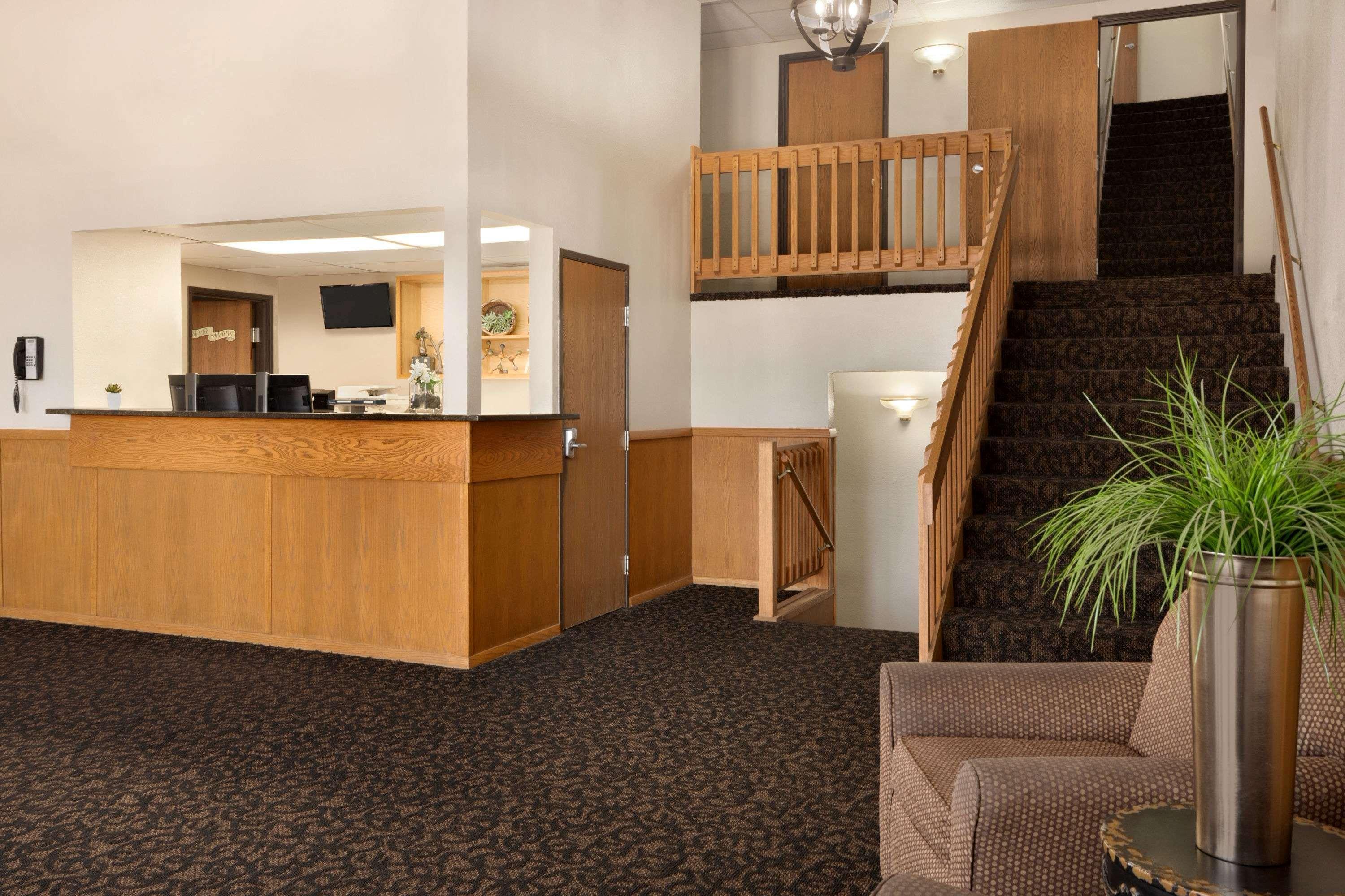 Travelodge By Wyndham Jefferson City Exterior foto